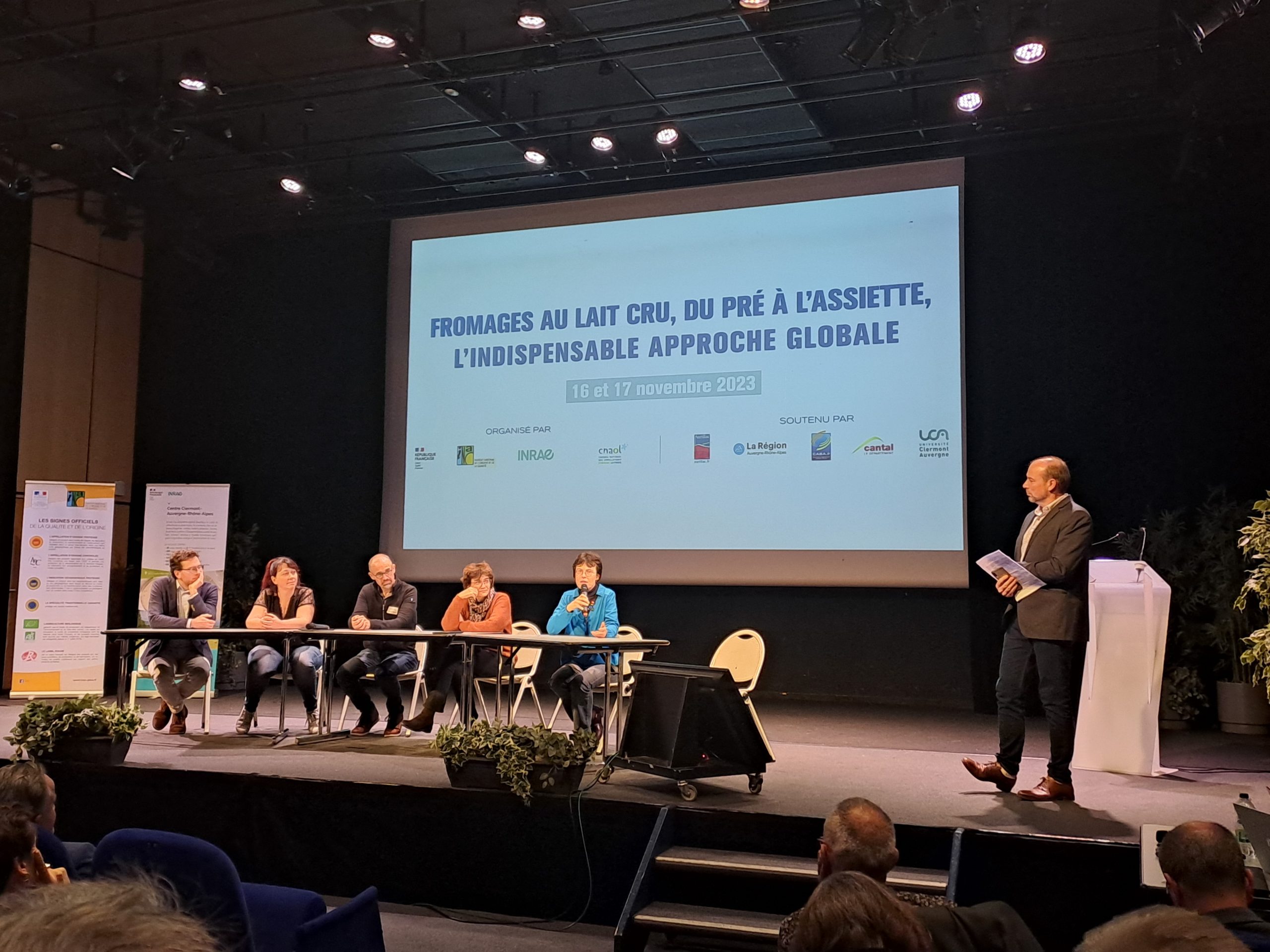 La FNEC présente au colloque du lait cru à Aurillac - FNEC